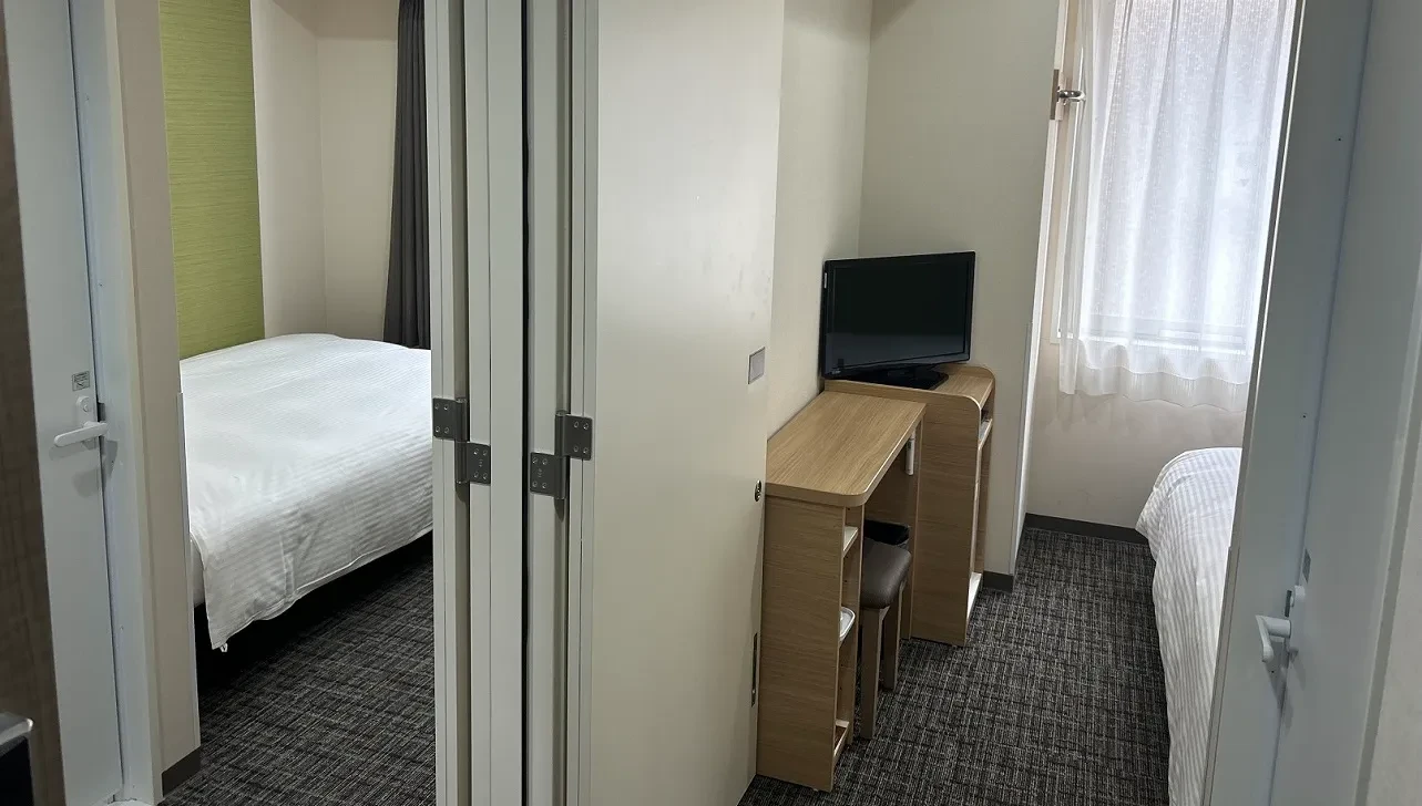 画像：コネクティングルーム