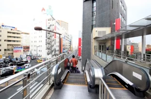 画像:JR 八王子駅からのアクセス