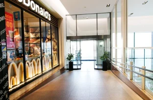 画像：JR新大阪駅からのアクセス