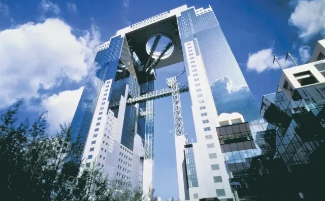 画像:梅田スカイビル