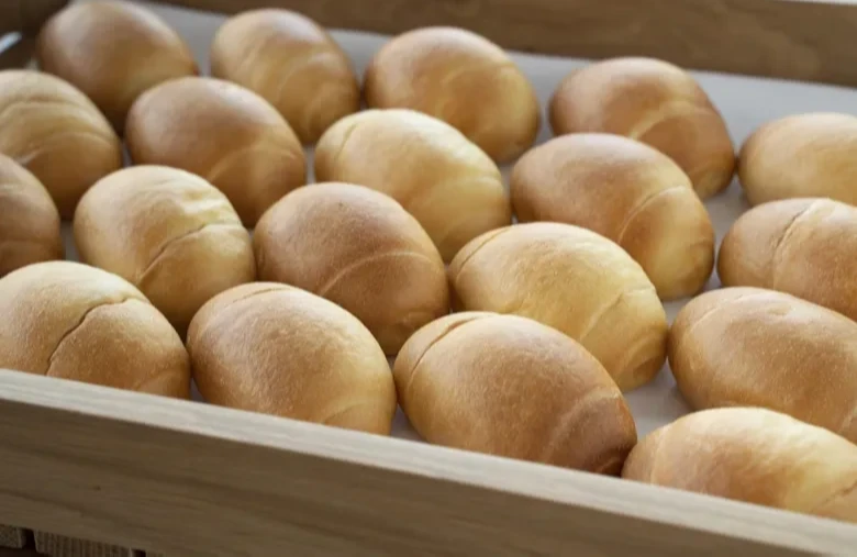 画像：焼きたてパン