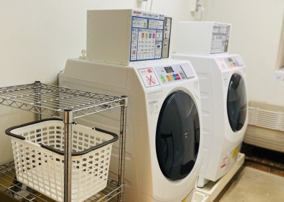 画像:コインランドリー