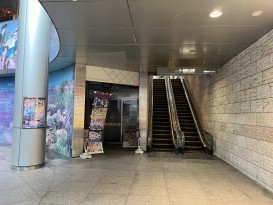 画像：地下鉄 栄駅からのアクセス