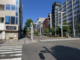 画像：地下鉄 栄駅からのアクセス