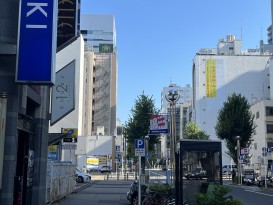 画像：地下鉄 栄駅からのアクセス