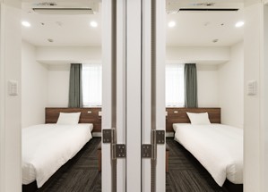 画像：コネクティングルーム