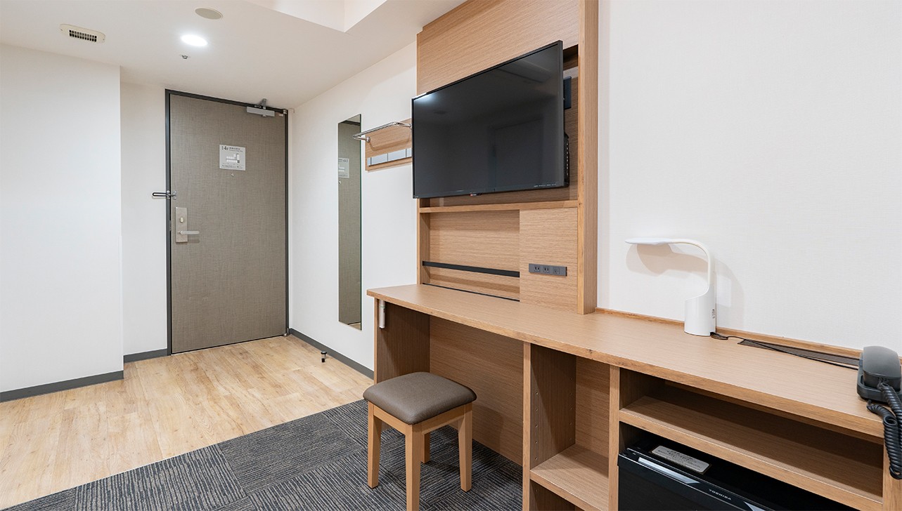 画像：ツインルーム机