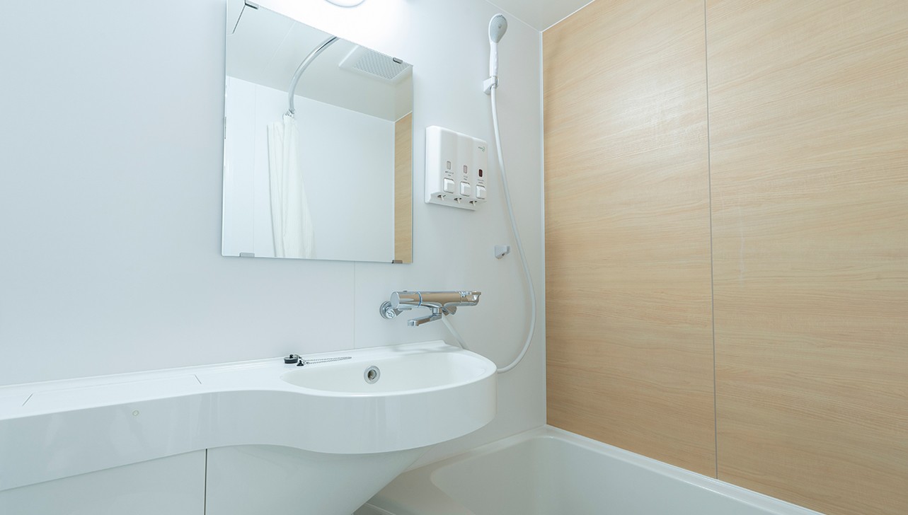 画像：シングルルームユニットバス