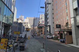 画像：地下鉄 栄駅からのアクセス