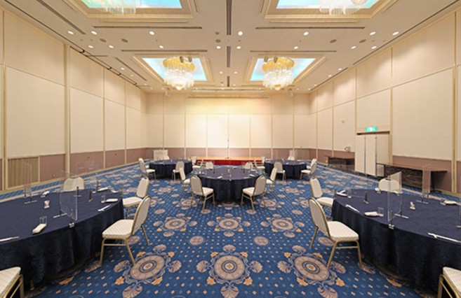 写真:らんの間 円卓ご宴会「らんの間」アクリルガード設置