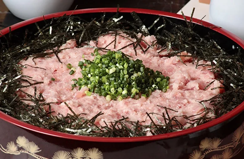 マグロ丼