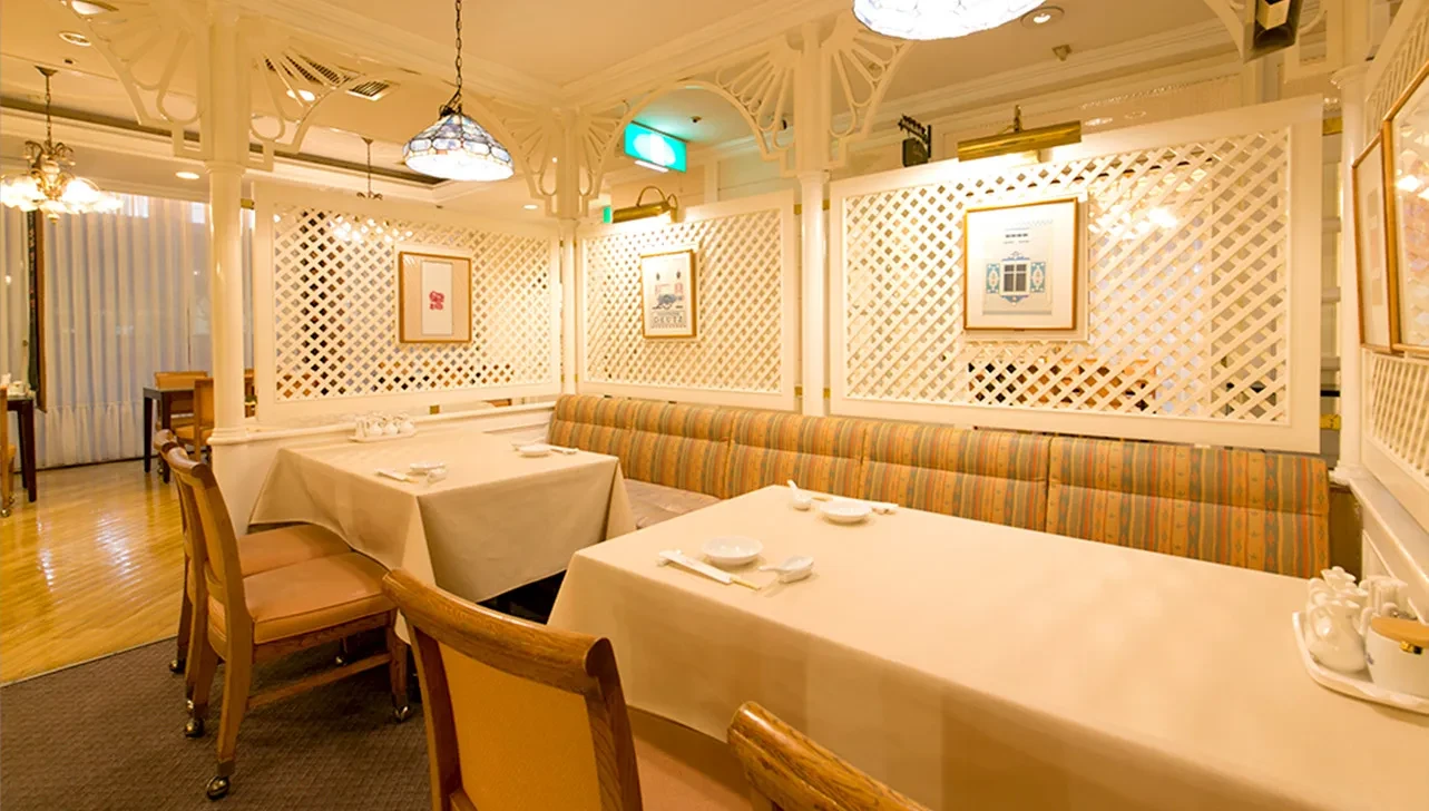 画像：中華料理　チャイナテーブル