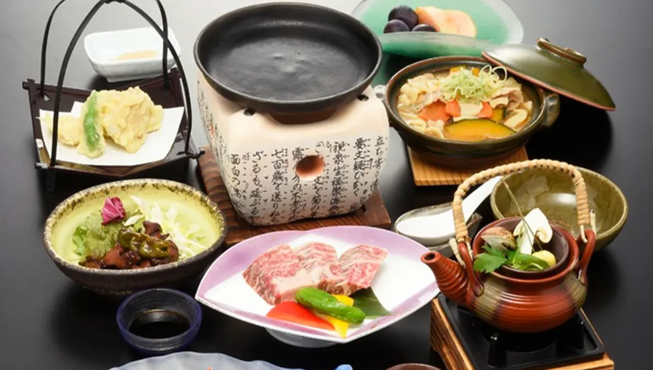 画像：炭火焼・しゃぶしゃぶ　銀座八丁