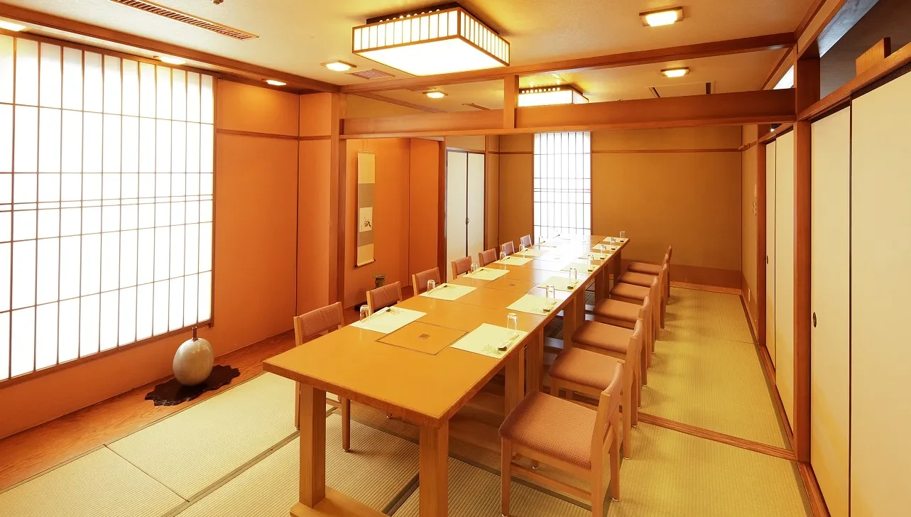 銀座八丁店内1枚目