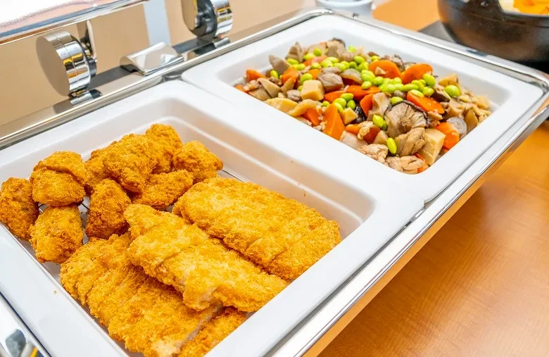 朝食バイキング