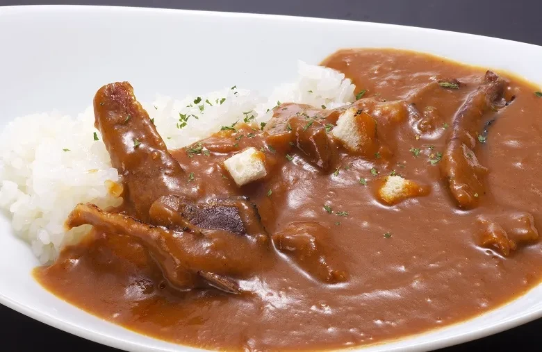 写真：馬カレー