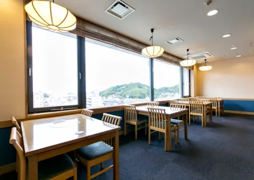 写真:朝食会場内装