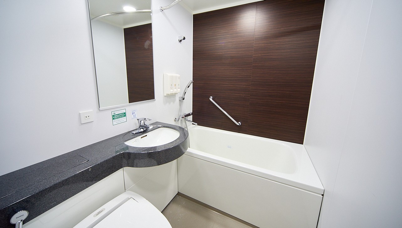 画像：バス・トイレ