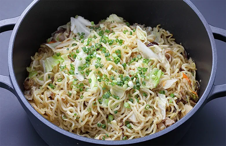 写真：博多屋台名物 焼きラーメン
