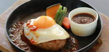 咖啡＆休閒式餐廳「Cafe de Paris」