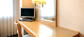 Wide desk