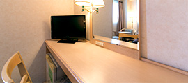 Wide desk
